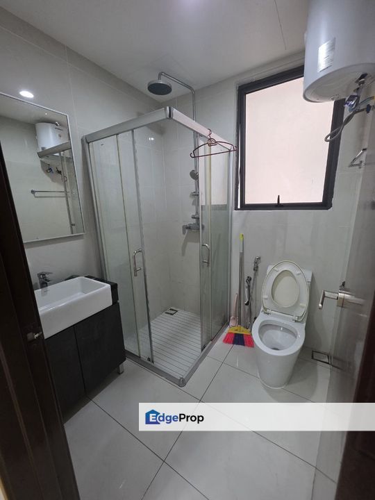 ROYAL STRAND / COUNTRY GARDEN DANGABAY APARTMENT @ JB TOWN / CIQ / JOHOR BAHRU, Johor, Johor Bahru