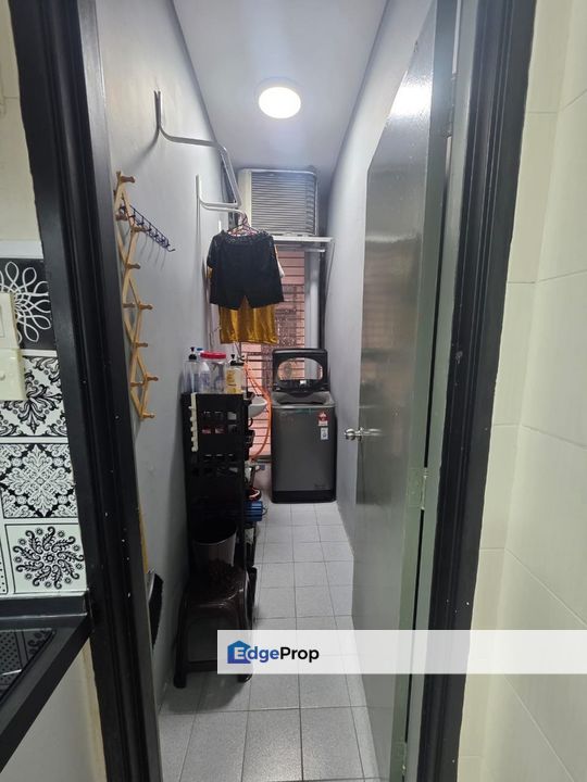 SURIAMAS SUITES APARTMENT @ LARKIN / KEBUN TEH, Johor, Johor Bahru