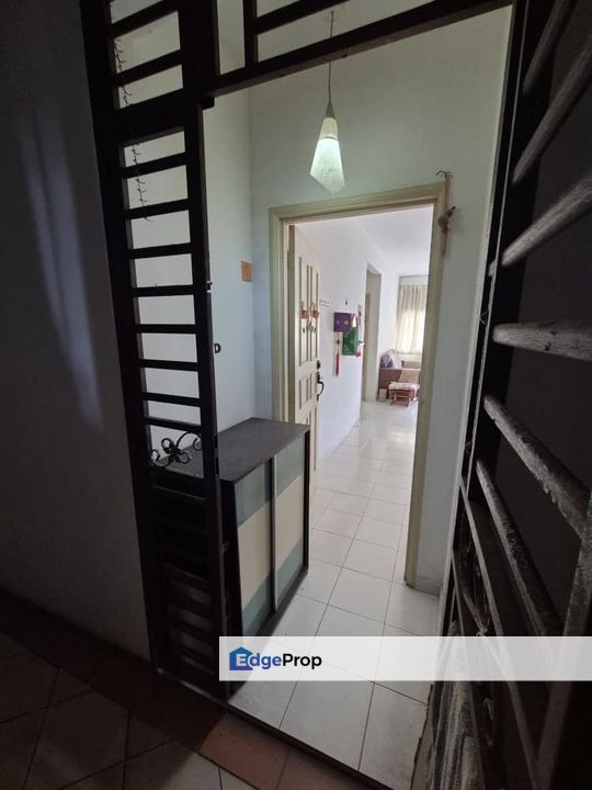 VILLA KRYSTAL APARTMENT @ BANDAR SELESA JAYA / SKUDAI, Johor, Skudai