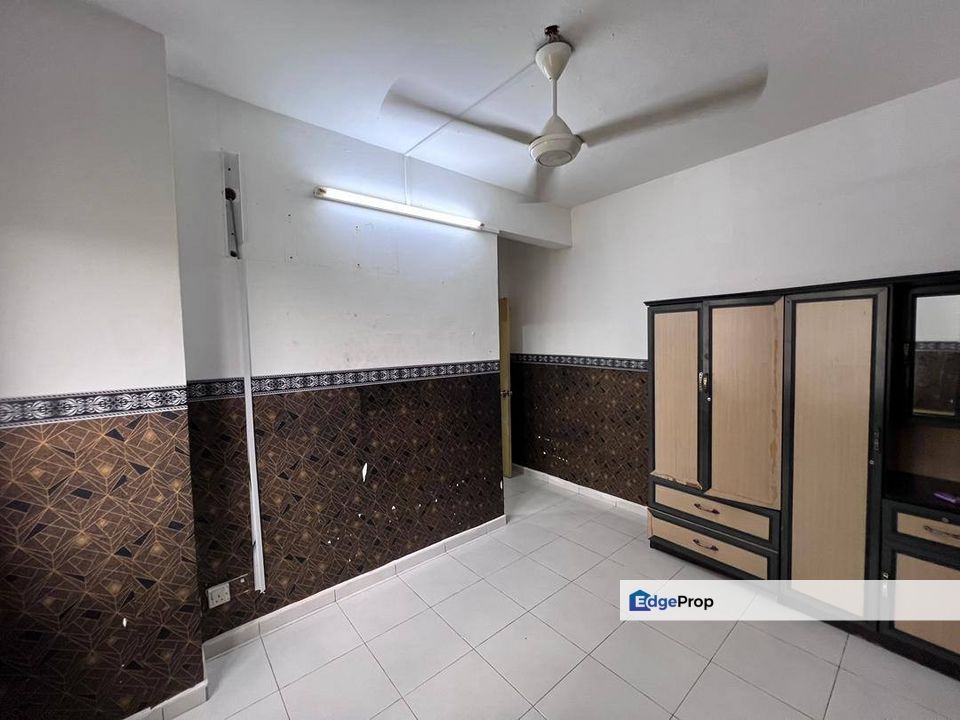 DWI MAHKOTA CONDOMINIUM @ TAMPOI, Johor, Johor Bahru
