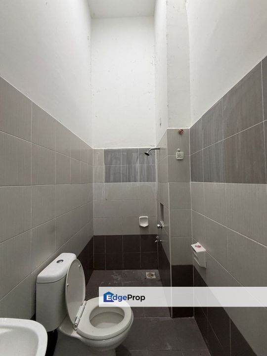 BANDRA PUTRA KULAI @ SINGLE STOREY, Johor, Kulai