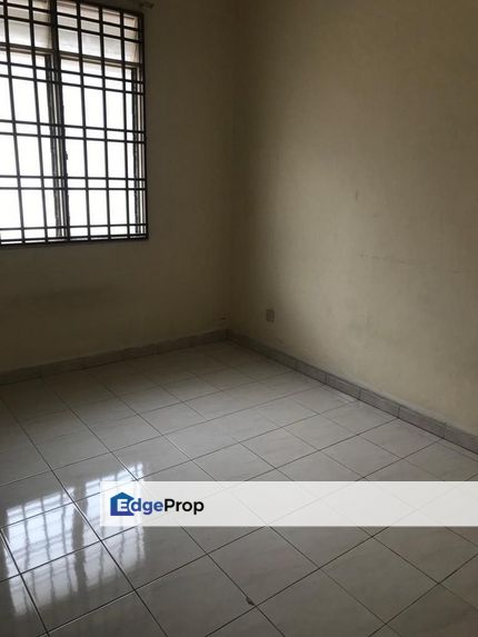 SRI AWANA TOWNHOUSE @ BANDAR SELESA JAYA, SKUDAI, Johor, Skudai