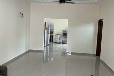 Bandar Tasik Senangin