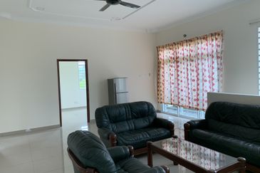 Bandar Tasik Senangin