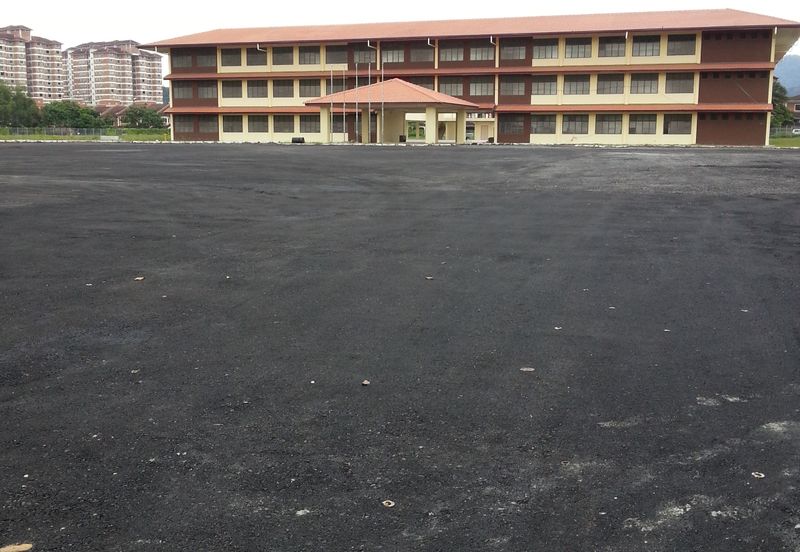 SL 4, Bandar Sungai Long