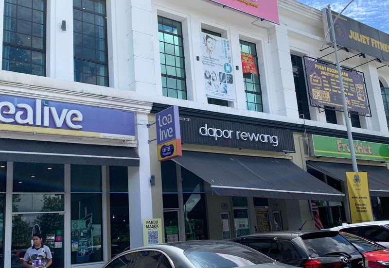 Ivoris @ Eco Majestic