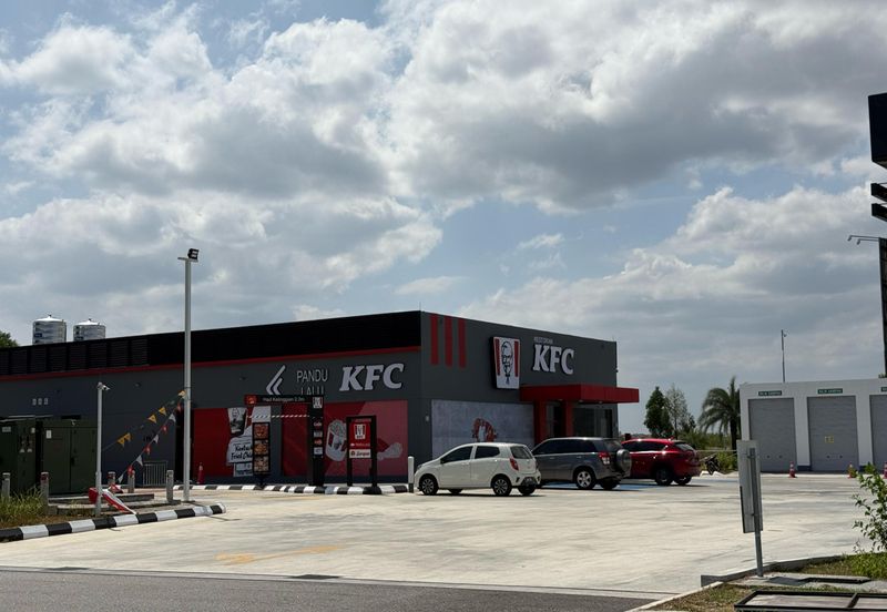 Brighton @ Eco Majestic