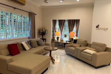 Perdana College Heights