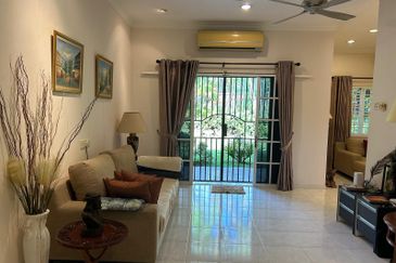 Perdana College Heights