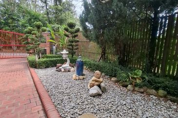 Perdana College Heights