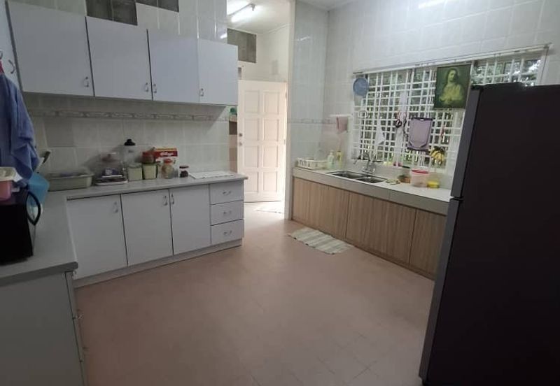 Perdana College Heights