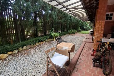 Perdana College Heights