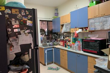 SL 8, Bandar Sungai Long