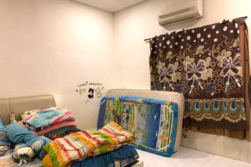 SL 8, Bandar Sungai Long