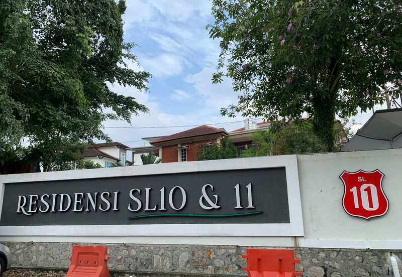 SL 8, Bandar Sungai Long