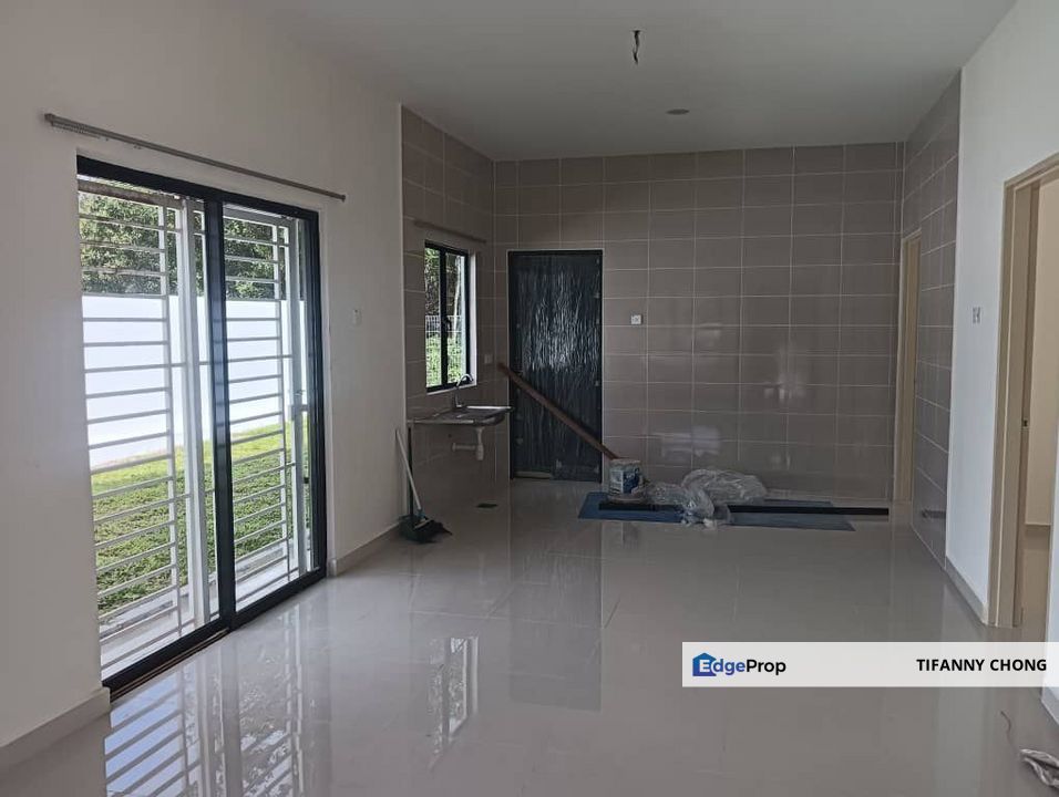 Mahkota Hill 1 Storey Bungalow At Leggeng, Negeri Sembilan For Rent, Negeri Sembilan, Lenggeng