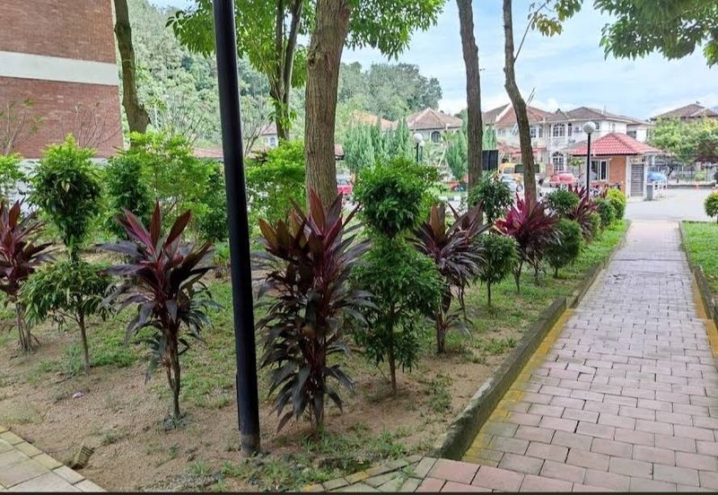 Reno Forest Green Condominium Partially Furnished Bandar Sungai Long For sale