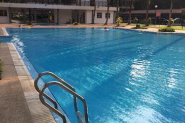 Reno Forest Green Condominium Partially Furnished Bandar Sungai Long For sale