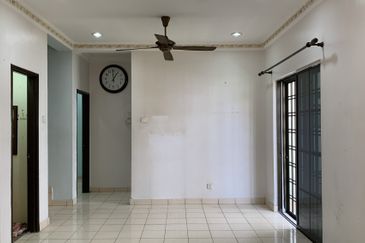 Below Market Near B M C Taman Makmur Semi D House 908k Guarded And Gated Freehold 