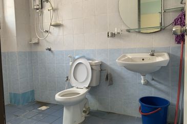 Below Market Near B M C Taman Makmur Semi D House 908k Guarded And Gated Freehold 