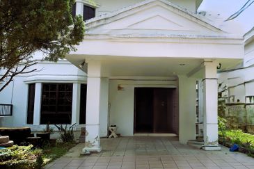 Below Market Near B M C Taman Makmur Semi D House 908k Guarded And Gated Freehold 