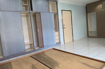 Below Market Near B M C Taman Makmur Semi D House 908k Guarded And Gated Freehold 