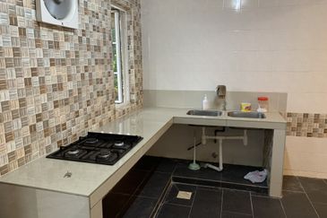 College Heights Garden Resort