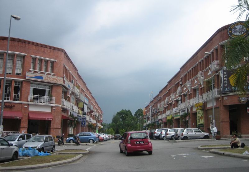 Bandar Sungai Long