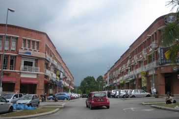 Bandar Sungai Long