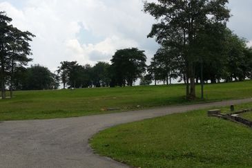 College Heights Garden Resort