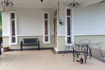 Rumah Rakyat Lenggeng