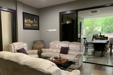 SL 4, Bandar Sungai Long