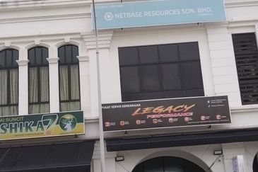 Ivoris @ Eco Majestic