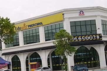 Ivoris @ Eco Majestic