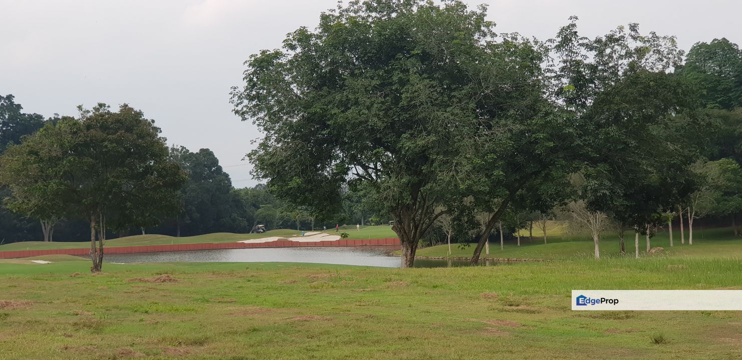Gated Guarded Staffield Golf Course Land Fifteen Min. To Eco Majestic, Negeri Sembilan, Seremban