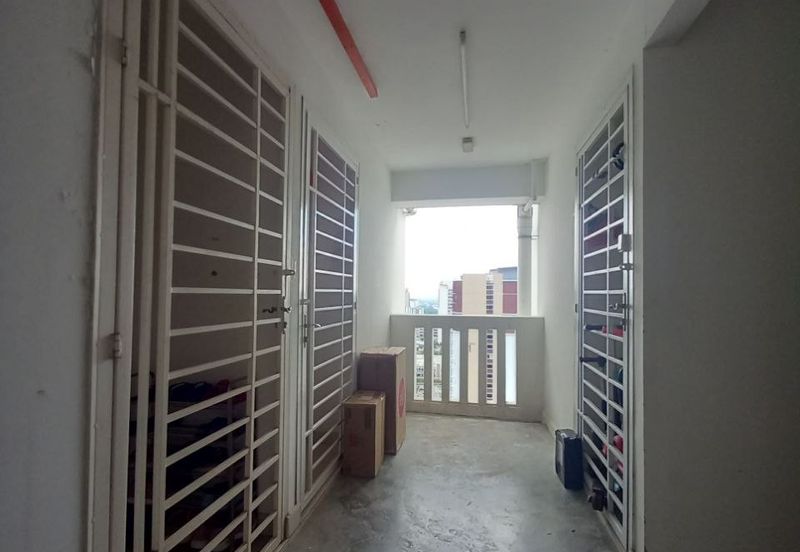 De Bayu Apartment @ Setia Alam