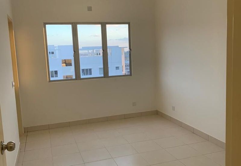 De Bayu Apartment @ Setia Alam