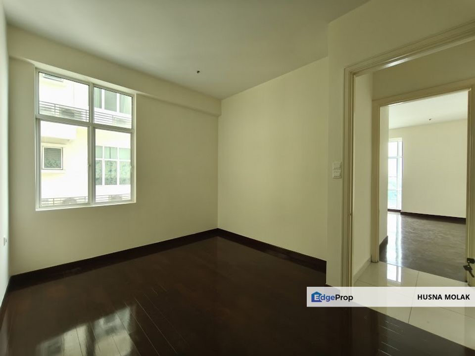 SELLING BELOW MARKET/FREEHOLD/LOW DOWN PAYMENT/BIGGER SIZE UNITS/NEGOTIABLE PRICE/SUBANG JAYA, Selangor, Subang Jaya