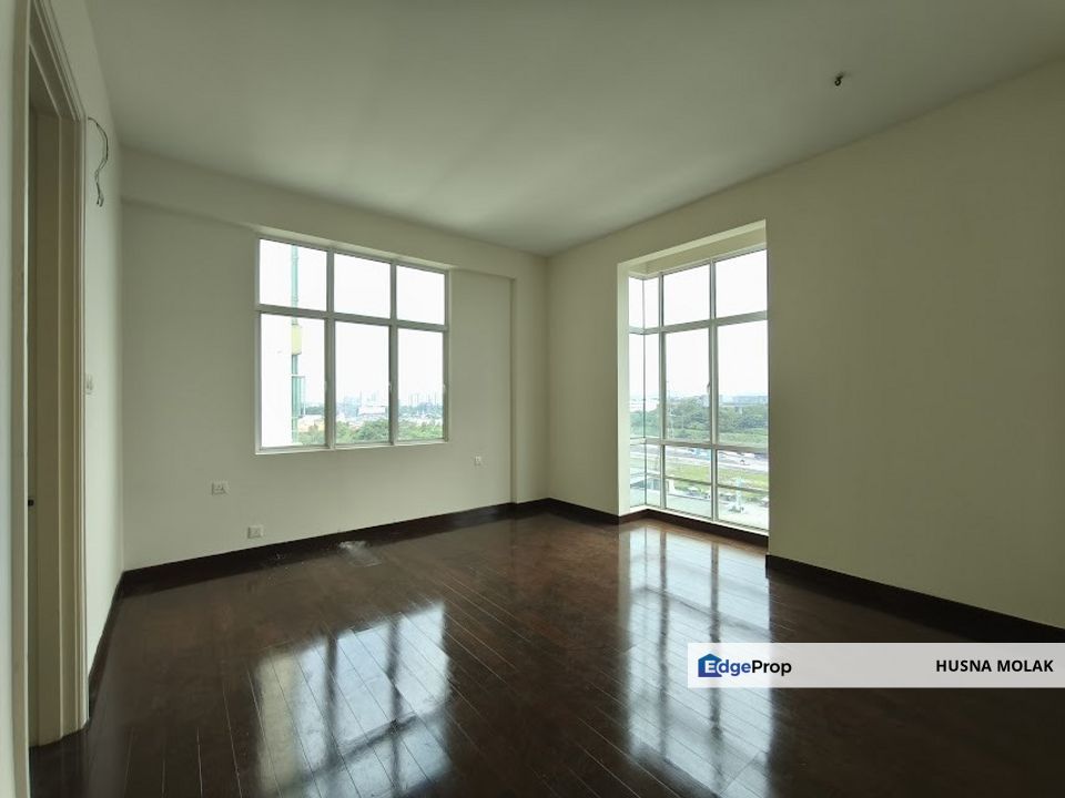 SELLING BELOW MARKET/FREEHOLD/LOW DOWN PAYMENT/BIGGER SIZE UNITS/NEGOTIABLE PRICE/SUBANG JAYA, Selangor, Subang Jaya