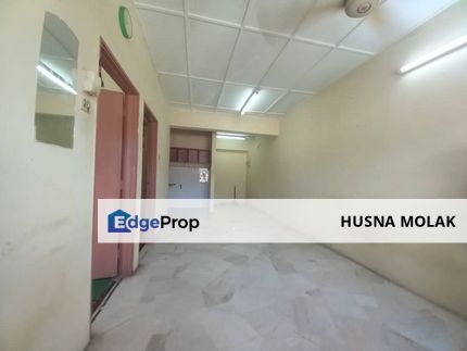 URGENT SALE,BUMI LOT,LEVEL 2,MEDAN BUKIT INDAH TIGA, COMMERCIAL AREA, GOOD FOR INVESTMENT,AMPANG,READY TENANT UNTIL DEC 2025, Selangor, Ampang