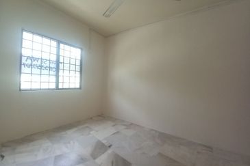 Residensi Warnasari 3