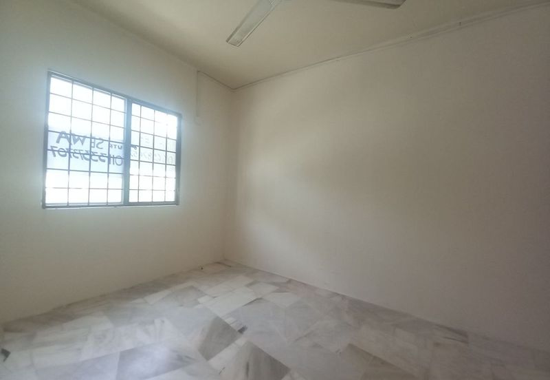 Residensi Warnasari 3