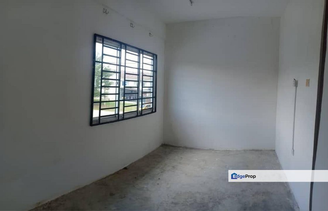 Jalan Kedidi / Taman Scientex /  Pasir Gudang/ Double storey medium cost / Masai , Johor, Pasir Gudang