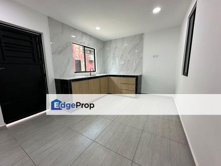 Taman Sri Skudai / Jalan Emas / Skudai / Tampoi / Larkin / Danga Bay / Single Storey Terrace House For Sale, Johor, Skudai