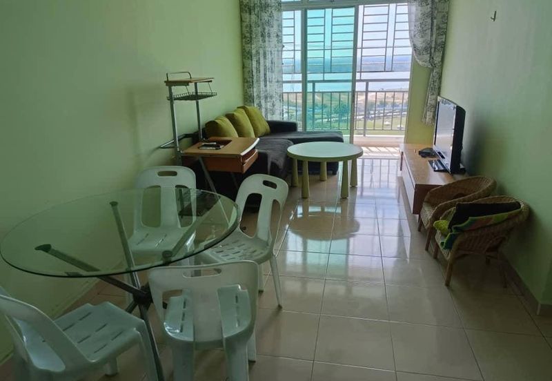 Sri Samudera Seaview Residence Suites