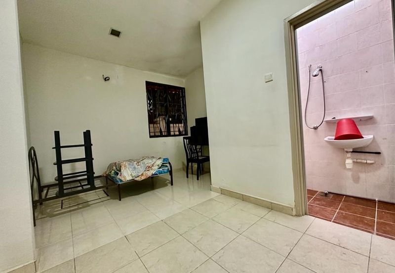 [ 3 Storey ] Usj 3D Bungalow, fully renovated and extended, ready move in condition, gated guarded 