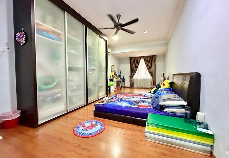 [ 3 Storey ] Usj 3D Bungalow, fully renovated and extended, ready move in condition, gated guarded 