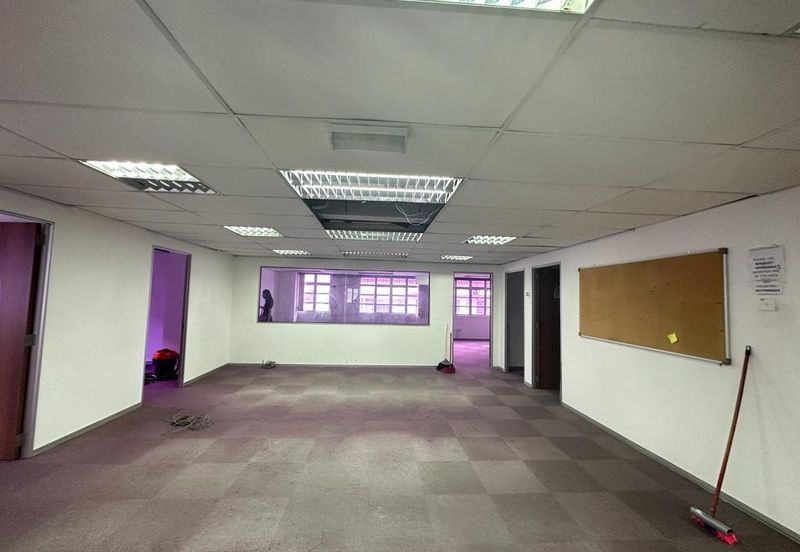 Taipan Business Centre, USJ 10
