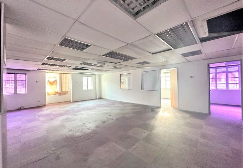 Taipan Business Centre, USJ 10