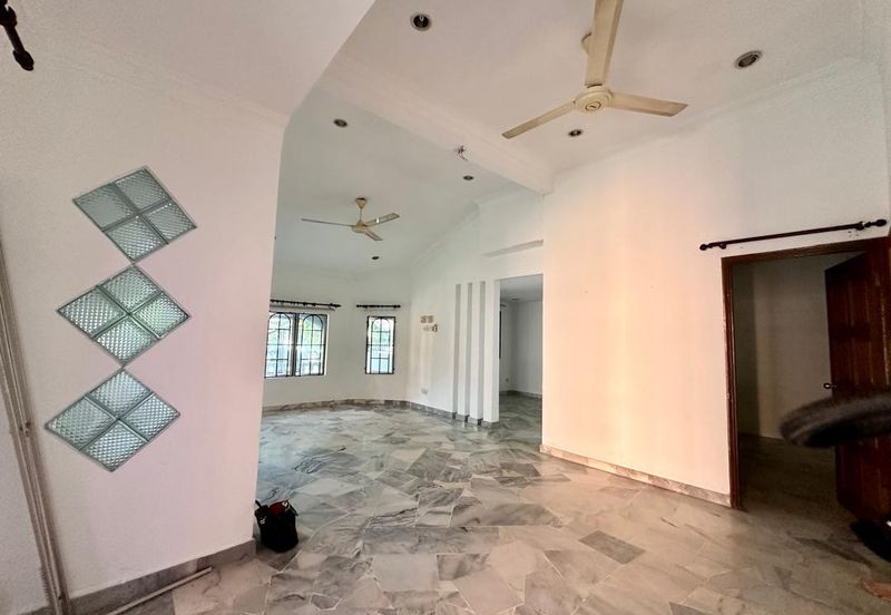 Taman Alam Megah, Seksyen 28